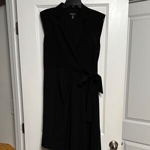 Kenneth Cole Elegant Black Sleeveless Midi Dress